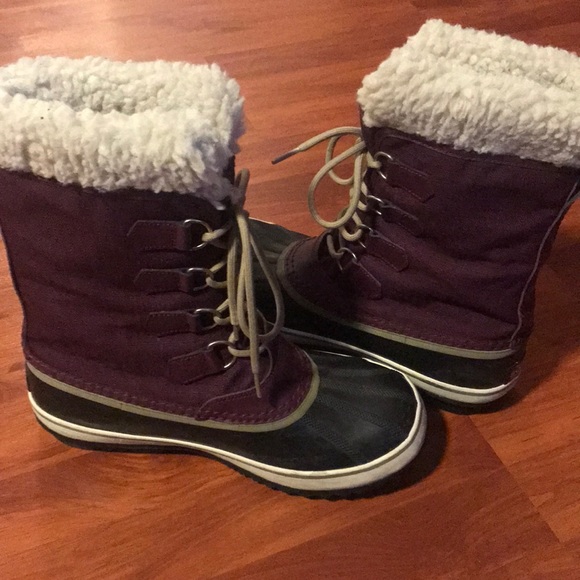 Sorel Boots (waterproof) Size 9